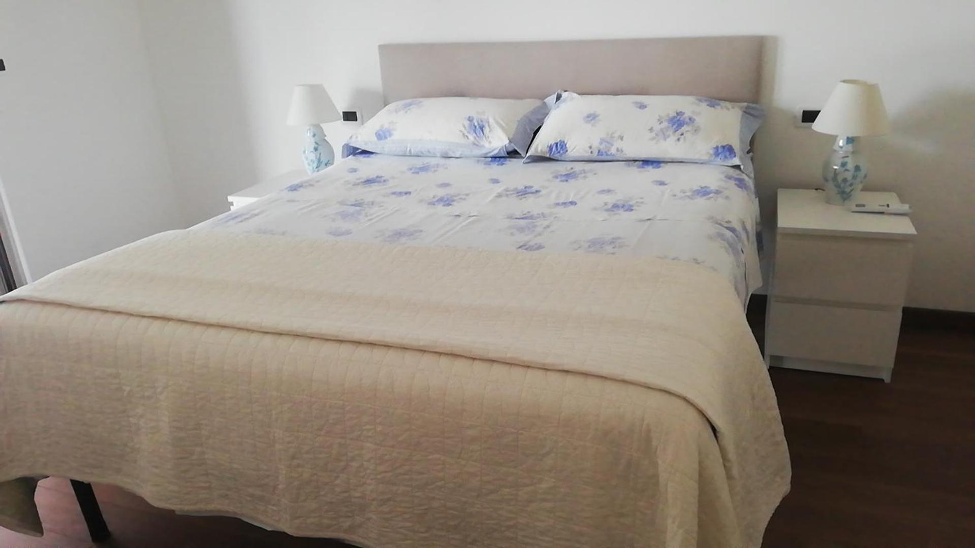 White-Blue Vibes, Seafront 2-Bedroom Apt Montesilvano Luaran gambar